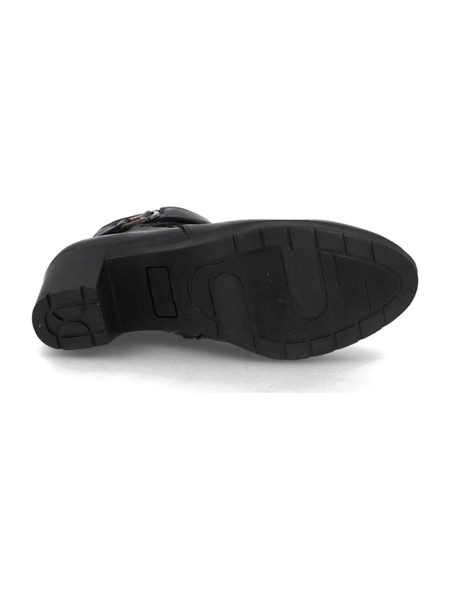 Botines de piel negros
