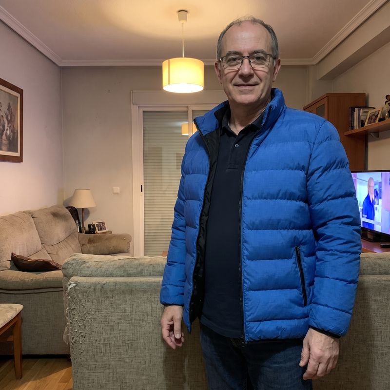 Foto de Manuel N. con la chaqueta